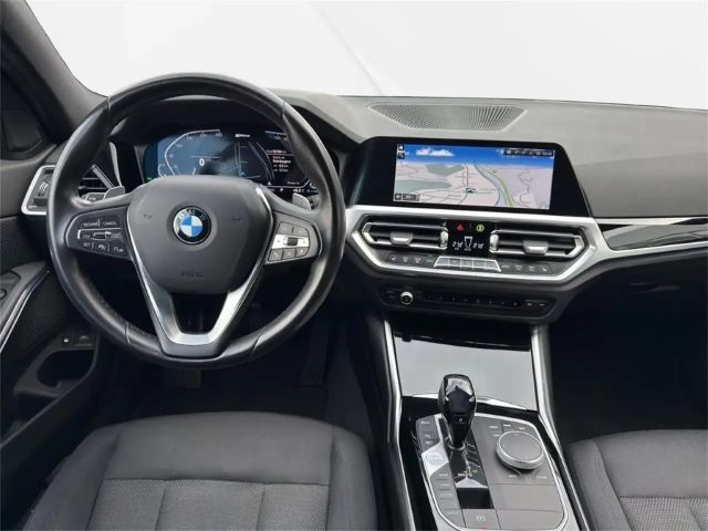 BMW 330 *** Hybrid *** Gesamt 292 PS *** NP 64.314 ***