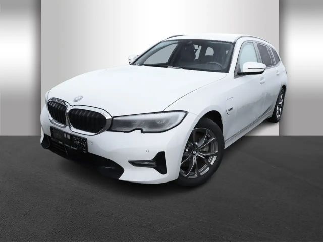 BMW 320 320e Sport Line Touring