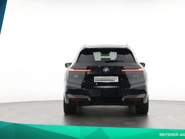 BMW iX xDrive50
