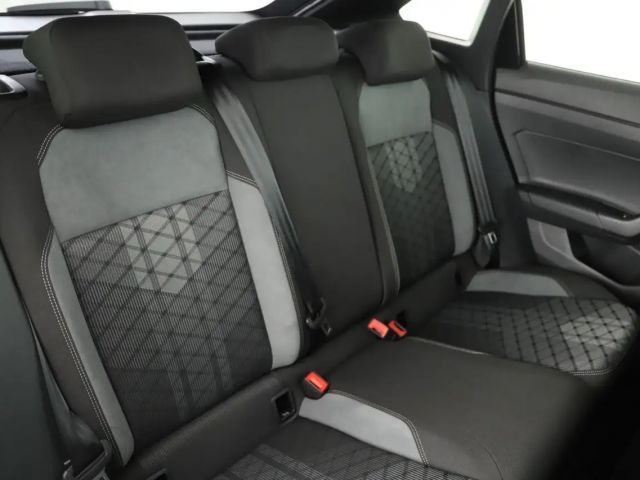 Volkswagen Taigo 1.5 TSI DSG IQ.Drive R-Line