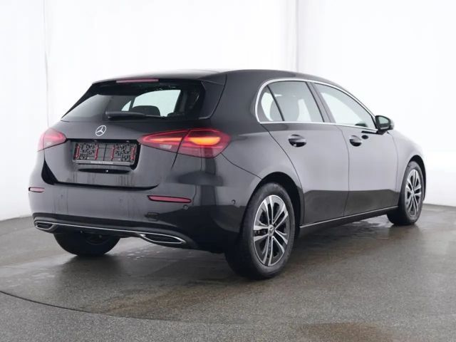 Mercedes-Benz A 180 Progressive