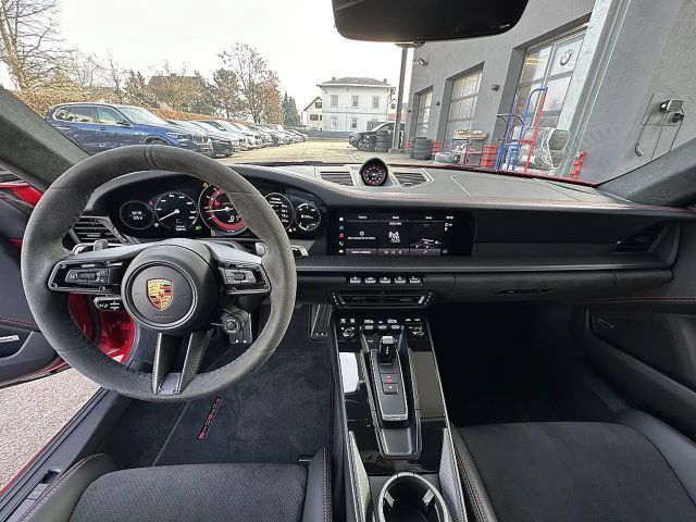Porsche 911 Carrera Coupé GTS