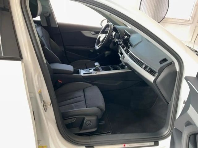 Audi A4 Avant Quattro S-Line