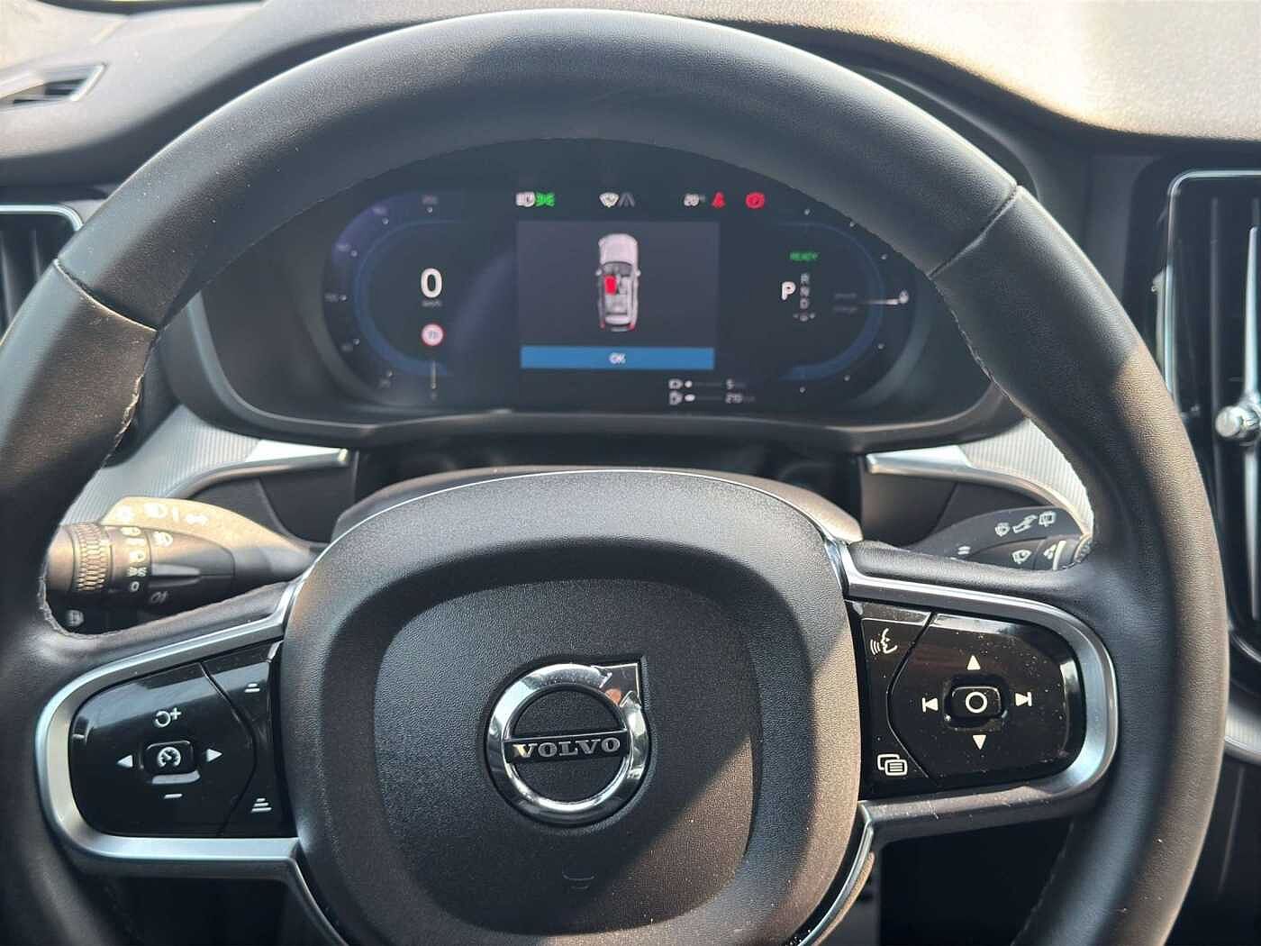 Volvo XC60 AWD R-Design Recharge T6