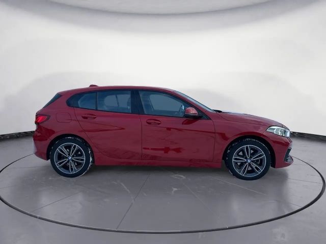 BMW 118 118i Sedan Sport Line