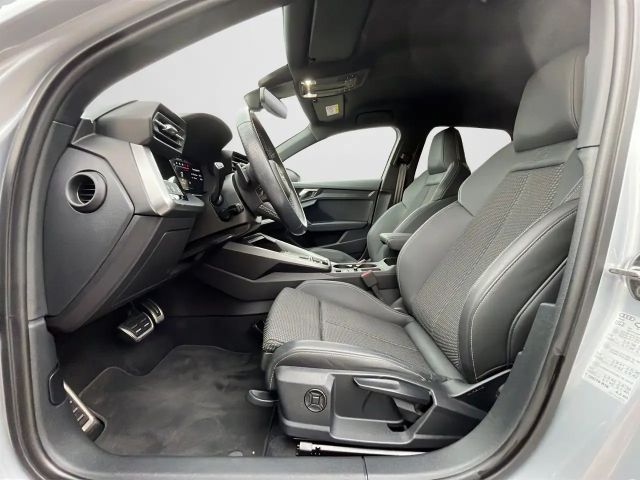 Audi A3 40 TFSI Quattro S-Tronic Sedan