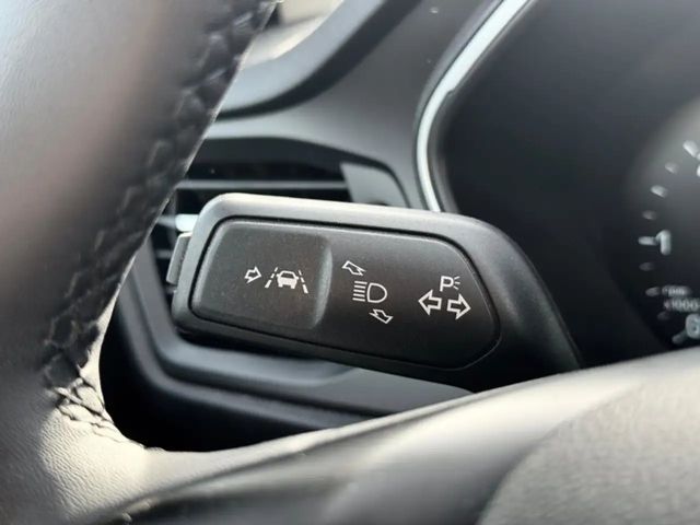 Ford Focus Cool & Connect Wagon