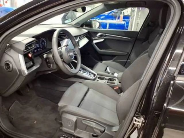 Audi A3 35 TFSI Sedan