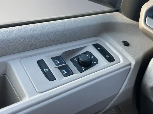 Volkswagen Multivan 2.0 TDI DSG T7