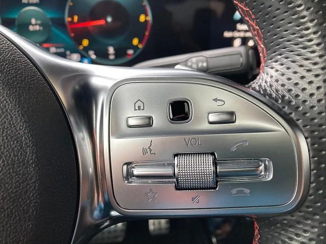 Mercedes-Benz CLA 200 AMG Line CLA 200 d Coupé