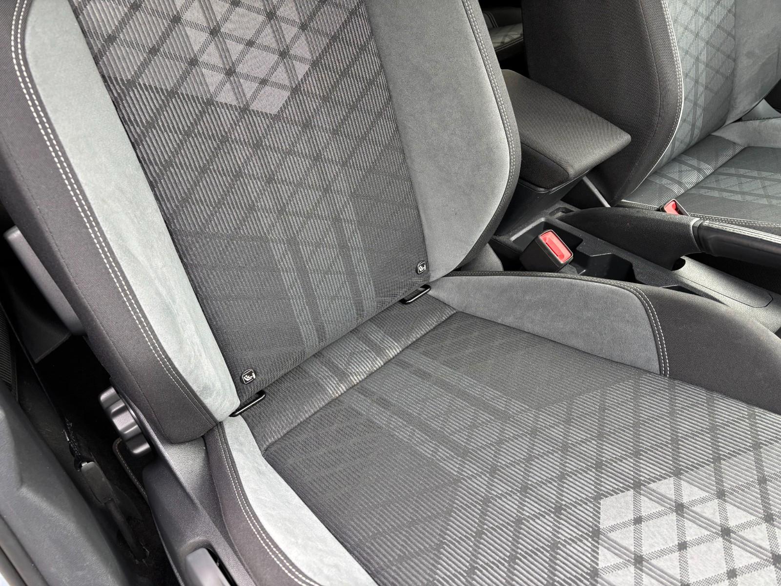 Volkswagen Taigo 1.0 TSI DSG R-Line