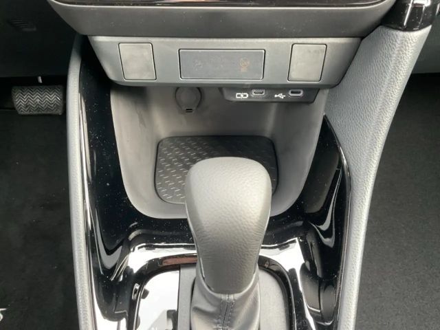 Toyota Yaris Hatchback Hybride VVT-i