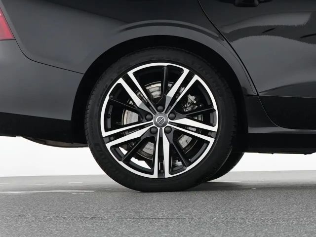 Volvo S60 AWD R-Design Recharge