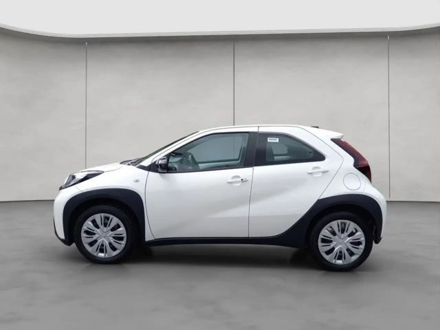 Toyota Aygo X Business Hatchback S-CVT
