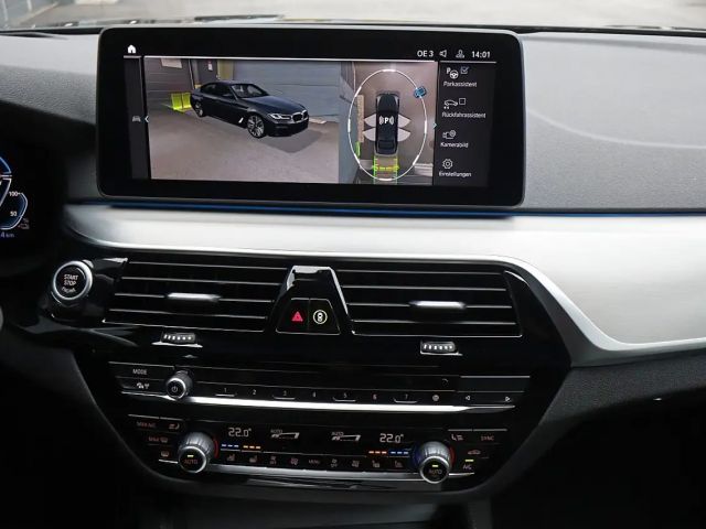 BMW 530 530e M-Sport Sedan xDrive