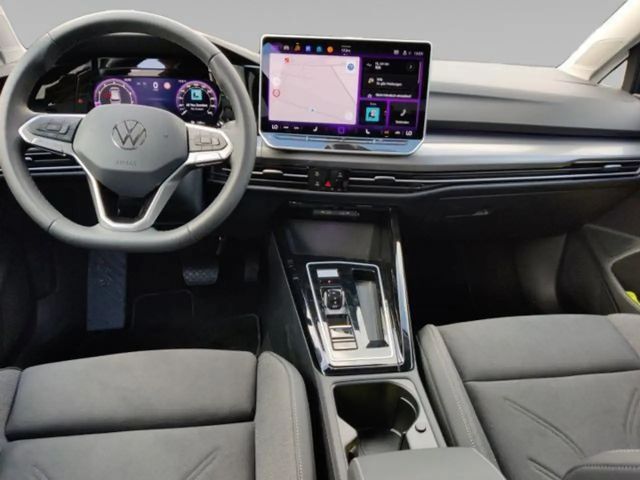 Volkswagen Golf 1.5 eTSI Golf VIII Style