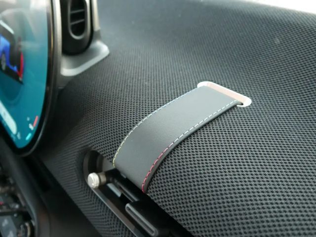 MINI Cooper E Cooper E