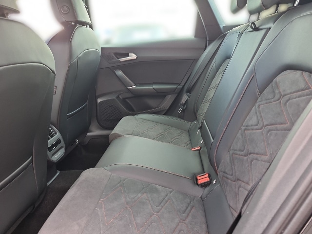 Seat Leon 1.5 eTSI DSG FR-lijn Sportstourer