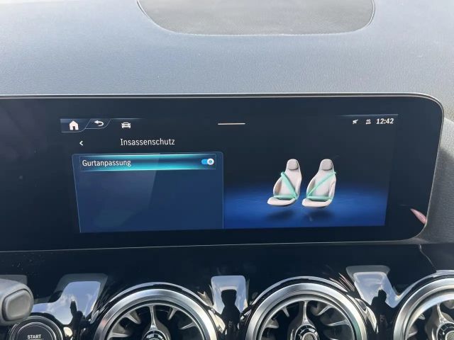 Mercedes-Benz GLA 250 GLA 250 * viele EXTRAS * 1.Besitz AHK