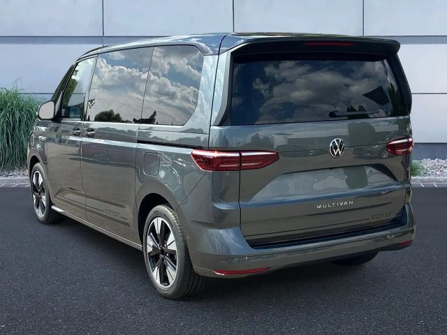 Volkswagen Multivan 2.0 TDI DSG Life T7
