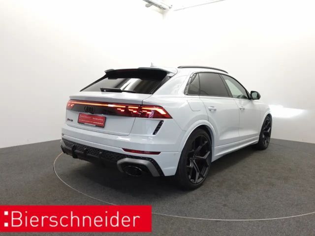 Audi RS Q8 Performance