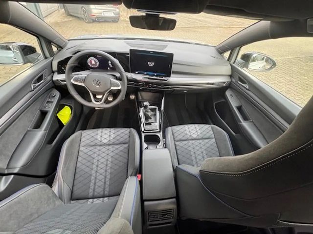 Volkswagen Golf 1.5 TSI R-Line