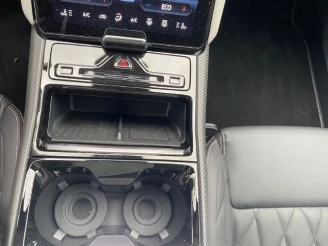 Ford Explorer Premium RWD