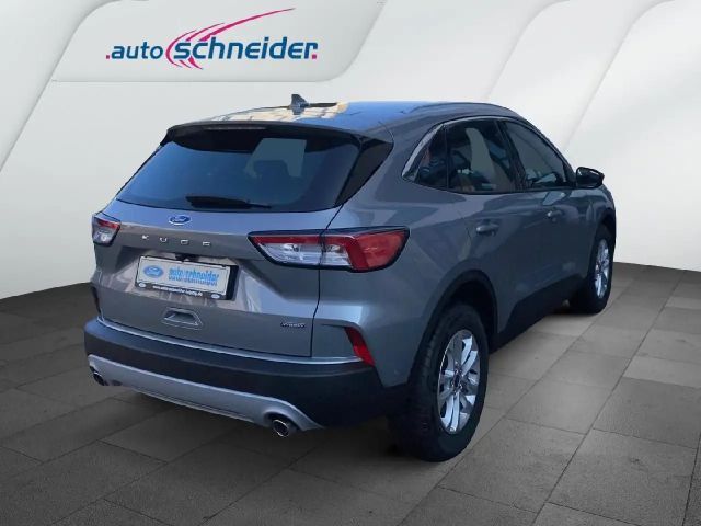 Ford Kuga Hybrid Titanium