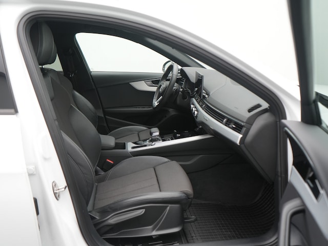 Audi A4 40 TDI Avant Quattro S-Line S-Tronic