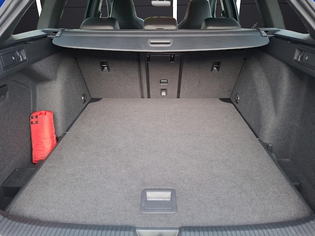 Volkswagen Golf DSG Golf VIII R-Line Variant