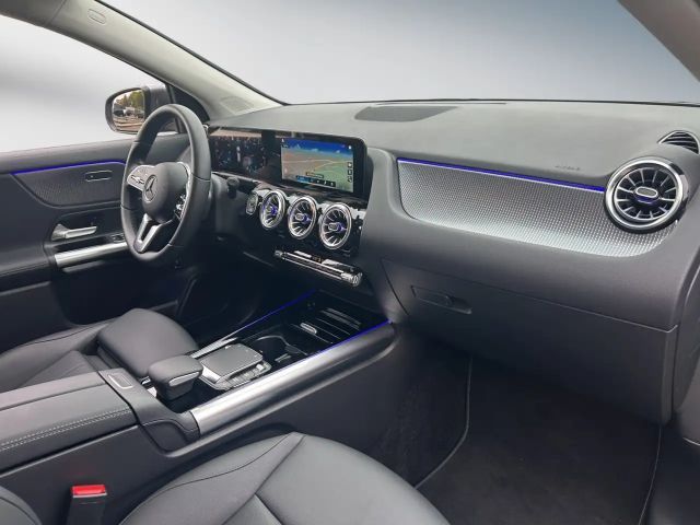 Mercedes-Benz GLA 200 Progressive