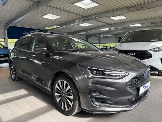 Ford Focus Titanium Wagon