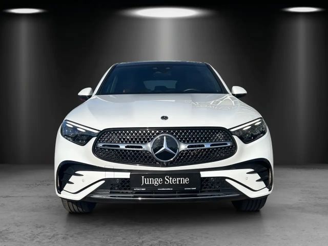 Mercedes-Benz GLC 300 AMG Line Coupé