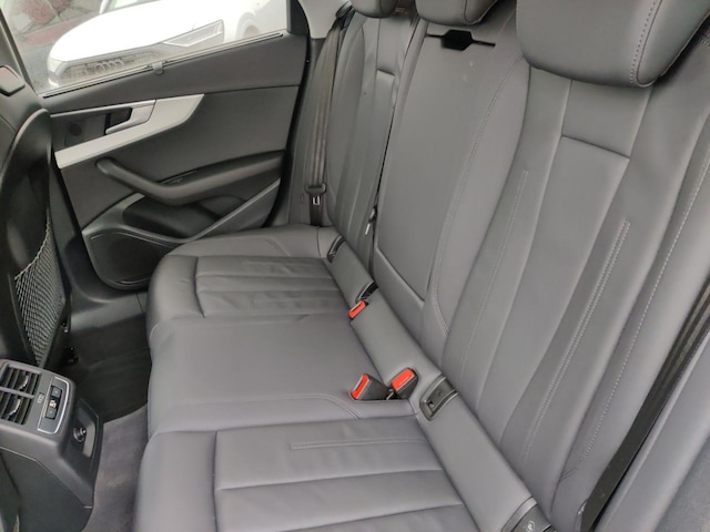 Audi A4 35 TFSI Avant S-Tronic