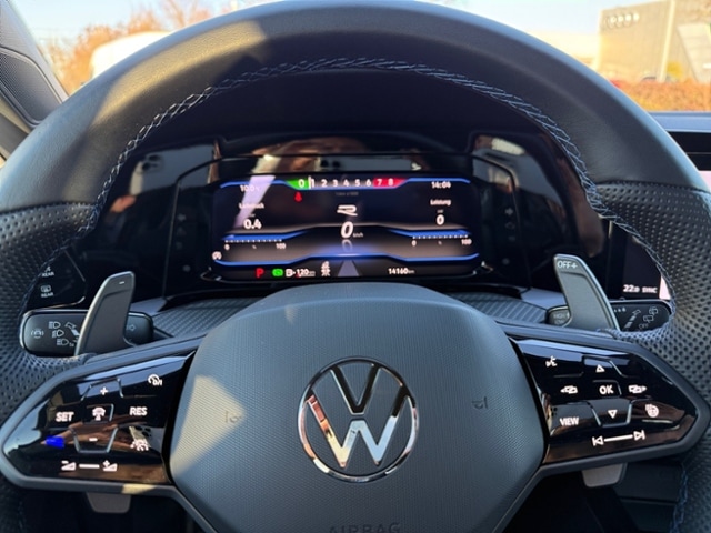 Volkswagen Golf 2.0 TSI Golf VIII