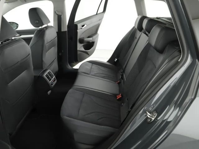 Volkswagen Golf Business DSG Variant