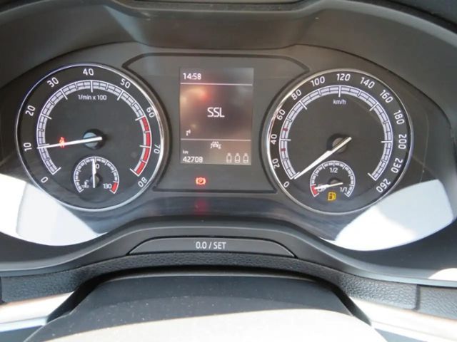 Skoda Karoq 1.0 TSI Clever