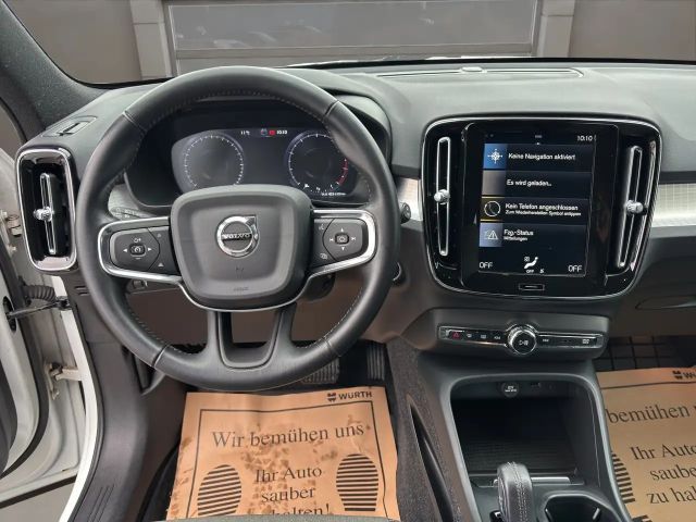 Volvo XC40 Momentum