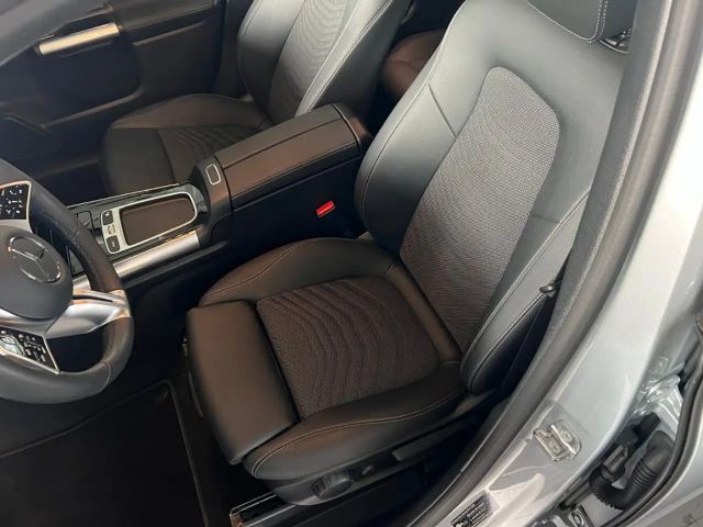 Mercedes-Benz B 200 B 200 d Progressive