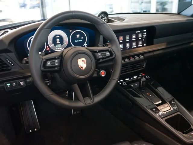 Porsche 992 Cabrio Carrera GTS