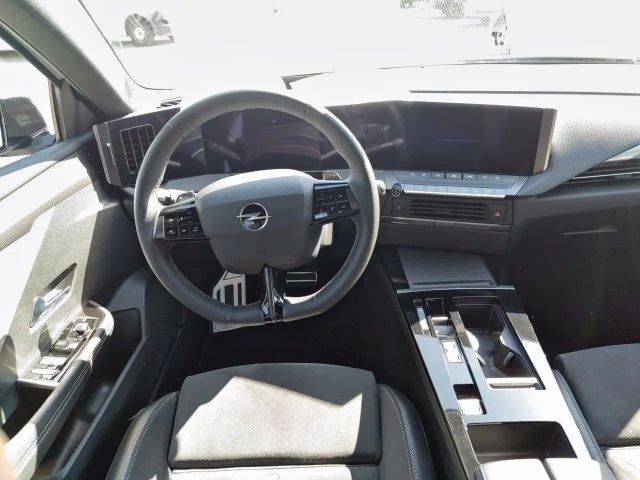 Opel Astra GSe Hybrid Innovation