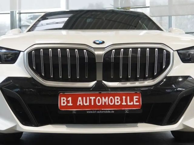 BMW 520 520i M-Sport Sedan