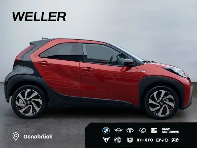 Toyota Aygo X Bi-Tone Hatchback