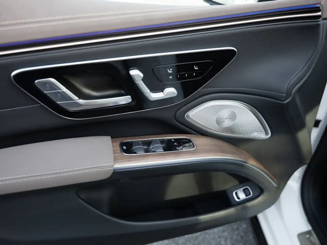 Mercedes-Benz EQS 450 Sedan