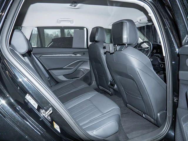 Skoda Superb 2.0 TDI Combi Selection