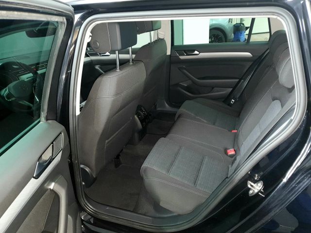 Volkswagen Passat 2.0 TDI Business DSG Variant