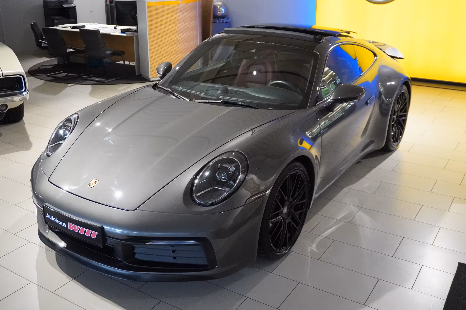 Porsche 911 4S 992 Carrera