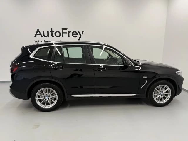 BMW X3 xDrive30e