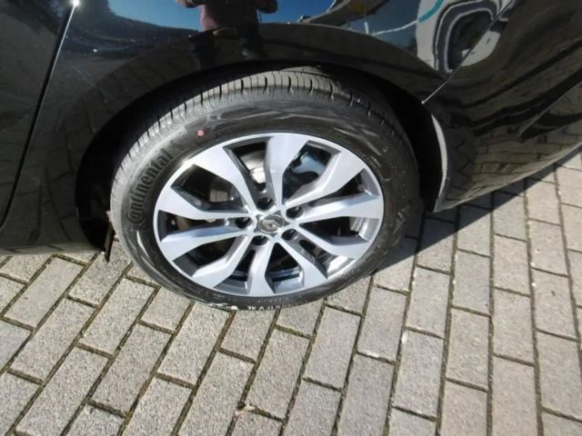 Renault Megane EDC TCe 140 Techno