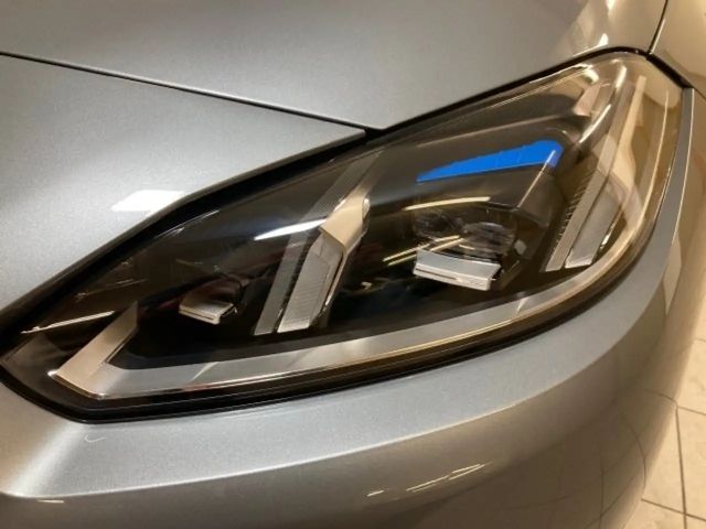 BMW 118 118d 5-deurs Sedan